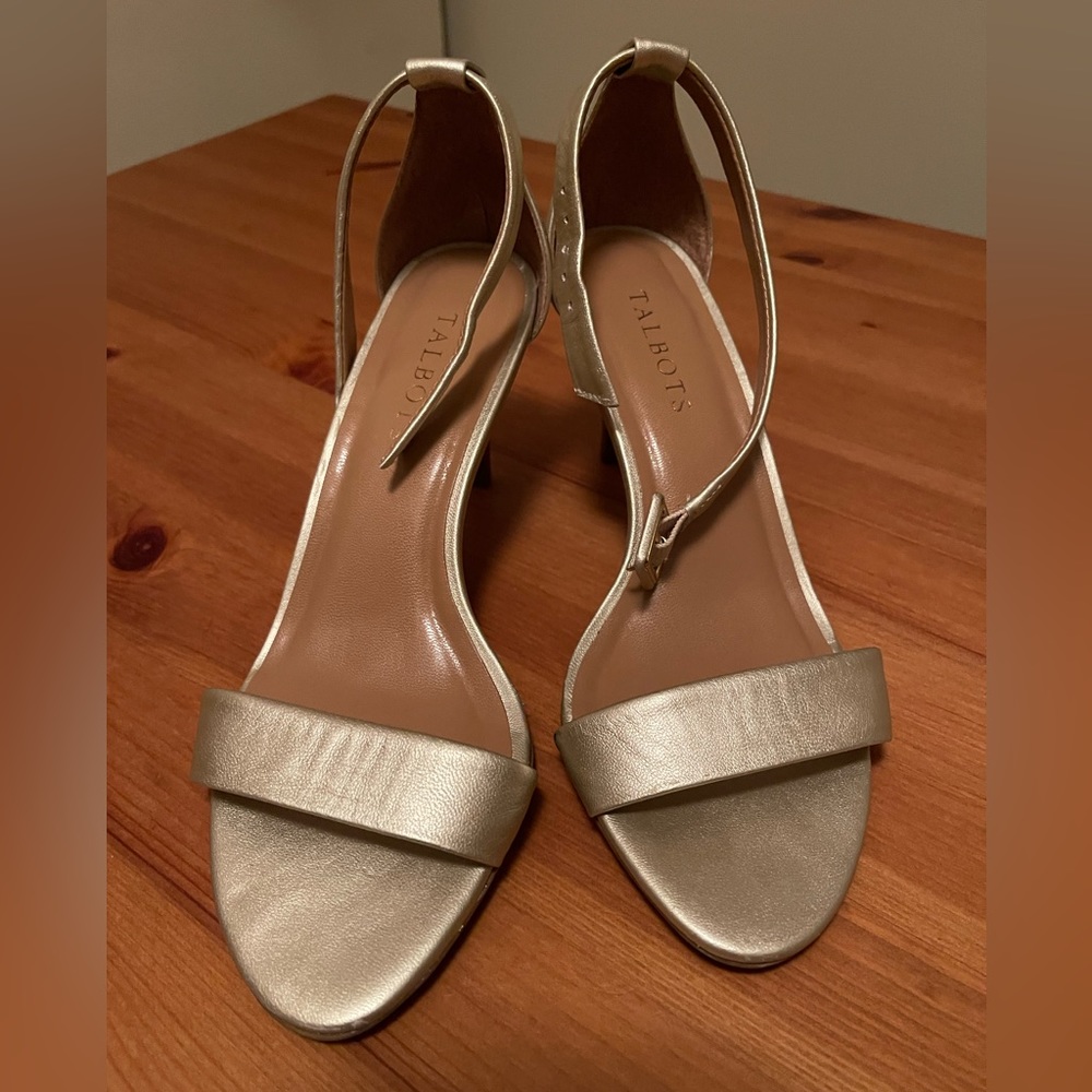 Talbots special occasion ankle strap heels in platinum
